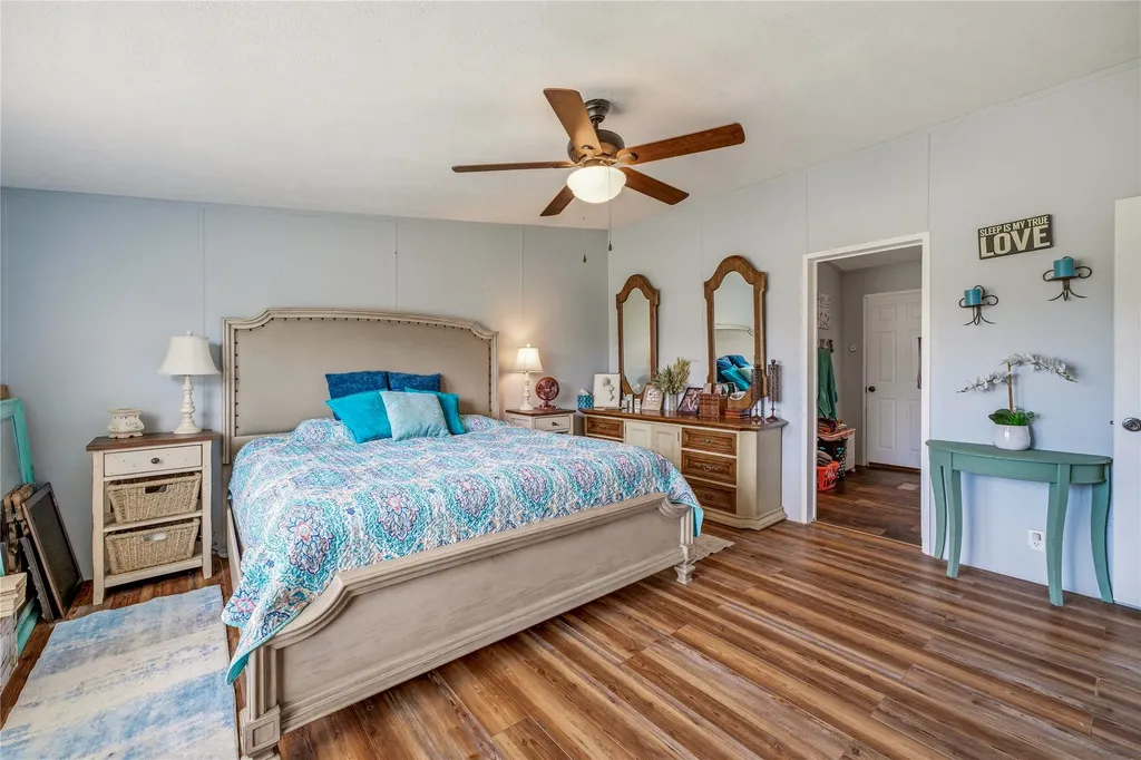 1407 County Road 3838 Bridgeport TX 76426
