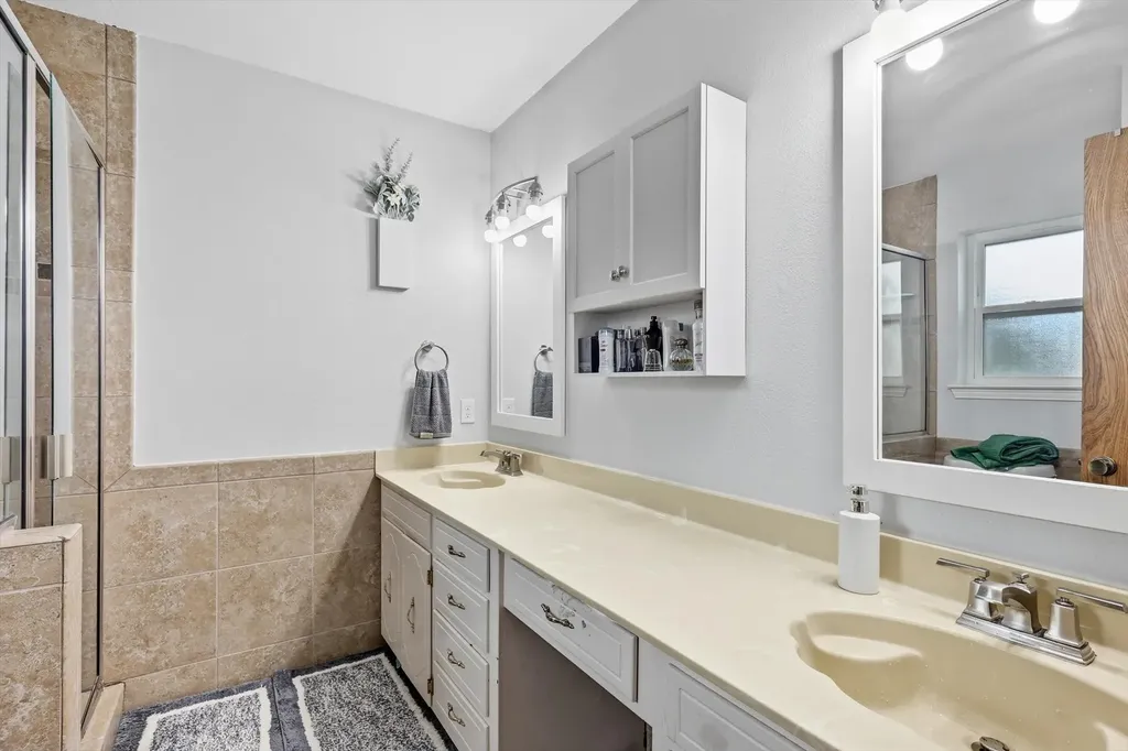7713 Briarridge Court North Richland Hills TX 76182