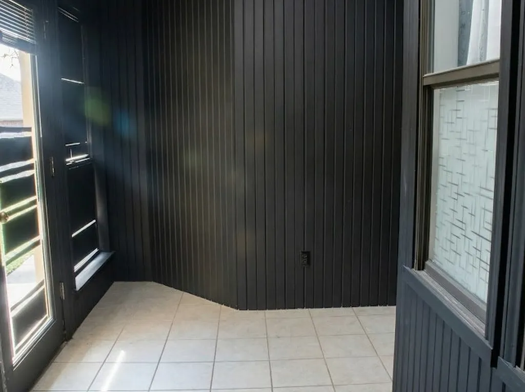 2405 Country Valley Road Garland TX 75041