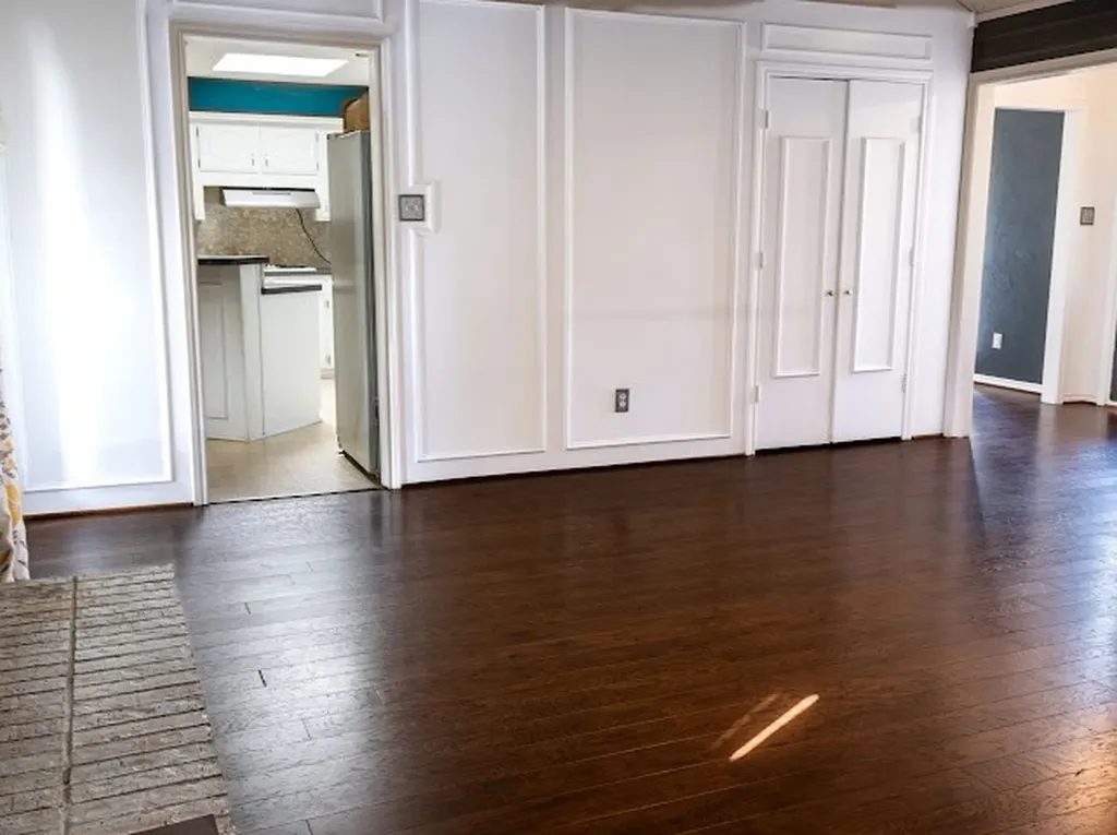 2405 Country Valley Road Garland TX 75041