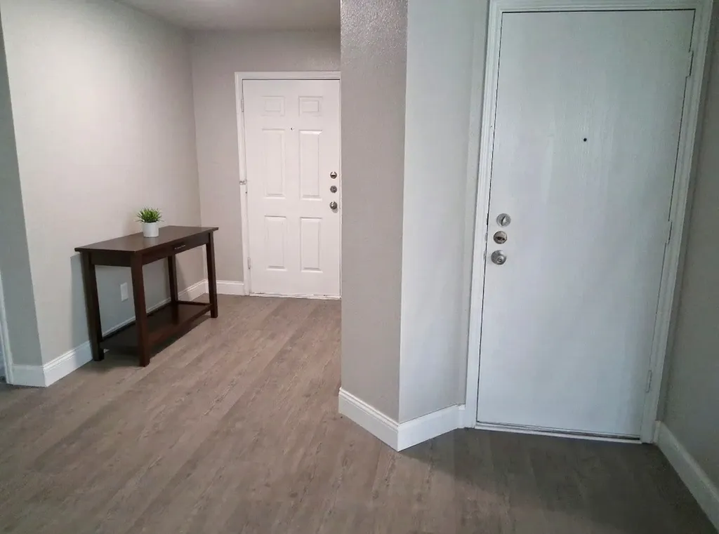1633 Duet Drive Dallas TX 75241