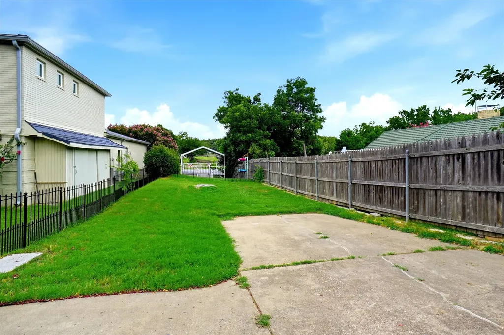 241 Timberlake Drive Azle TX 76020