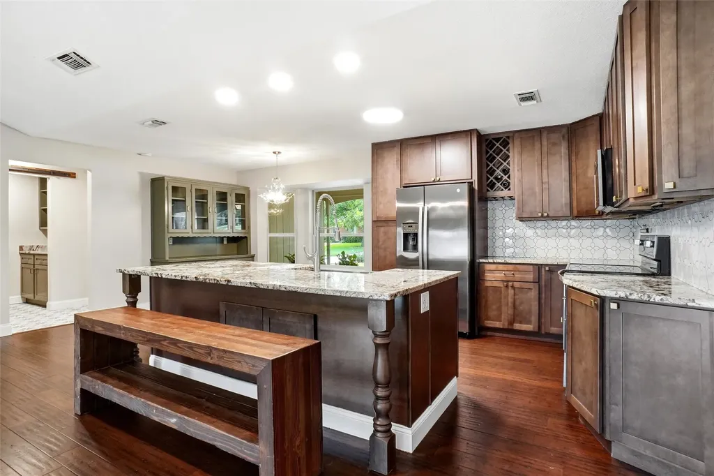 241 Timberlake Drive Azle TX 76020