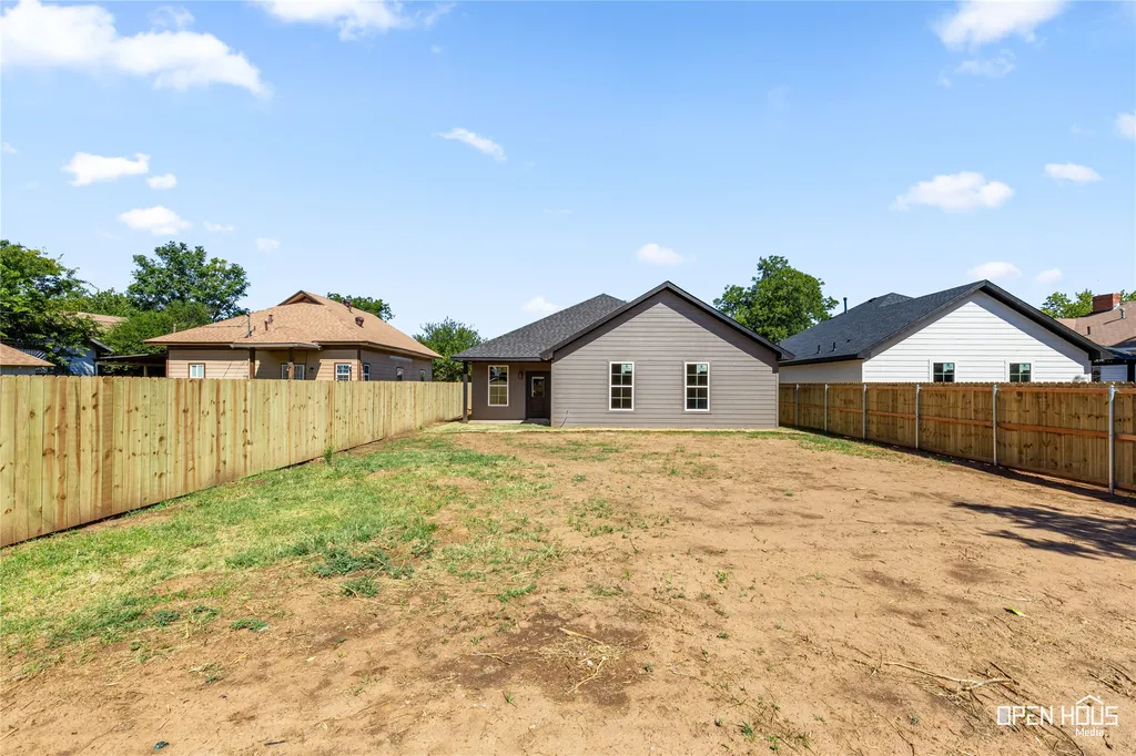 1105 Monroe Street Wichita Falls TX 76309
