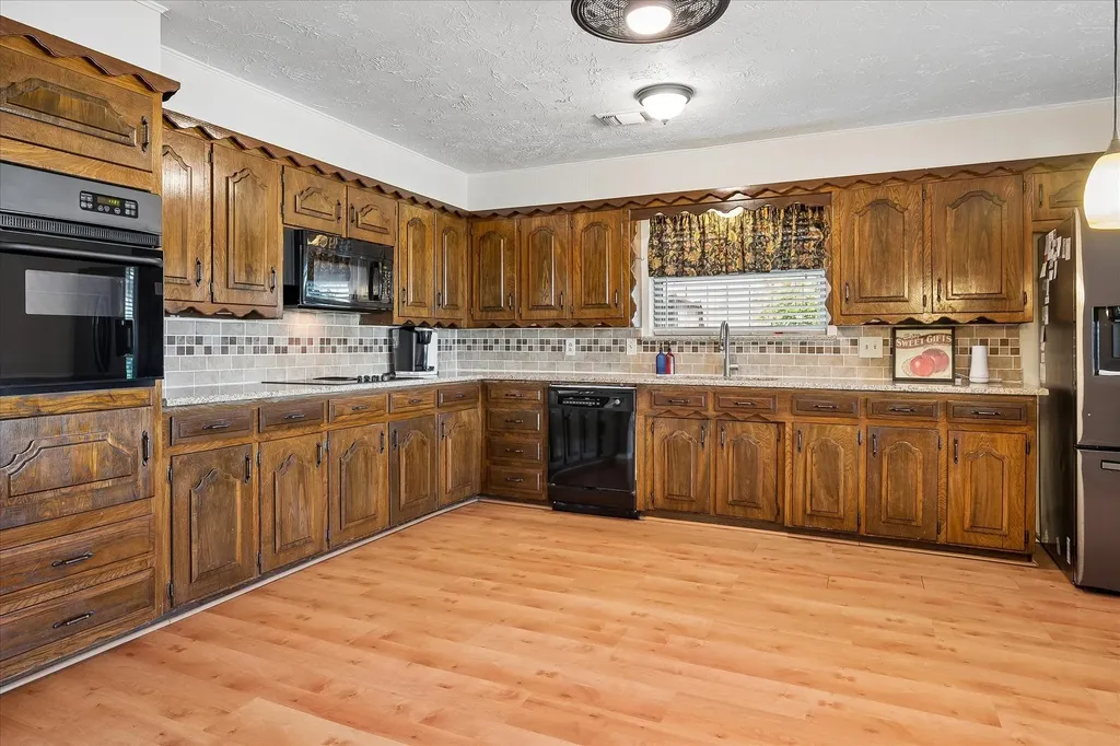2216 Grandview Drive Plano TX 75075