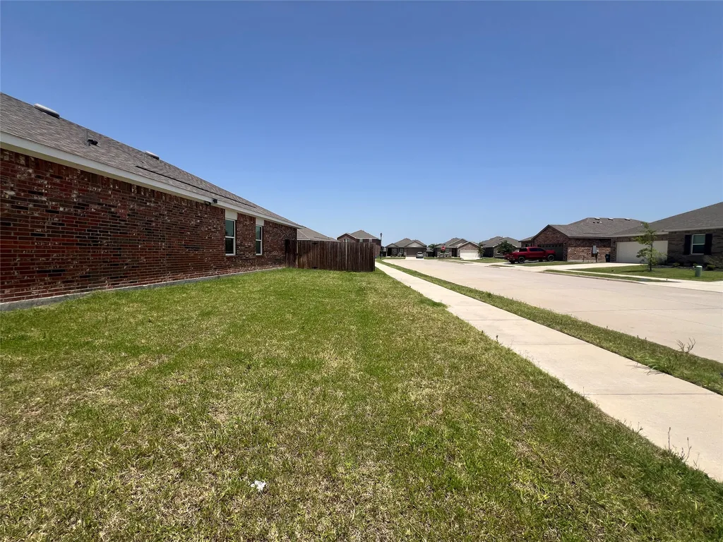 794 Yorkshire Drive Lavon TX 75166