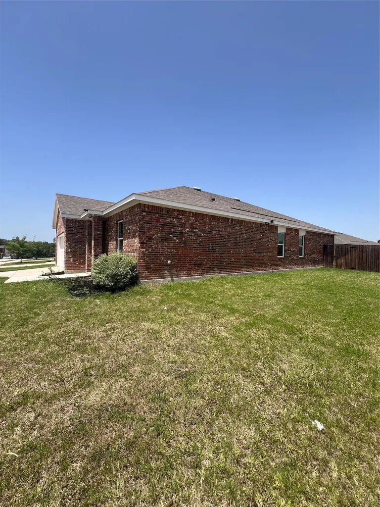 794 Yorkshire Drive Lavon TX 75166