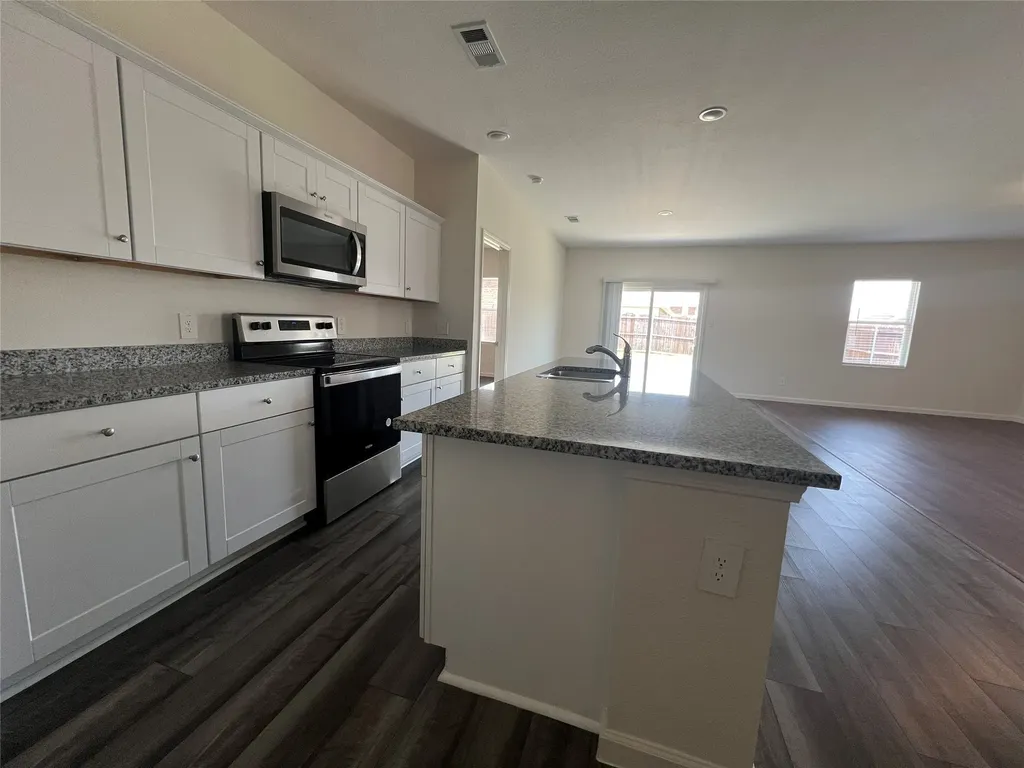 794 Yorkshire Drive Lavon TX 75166