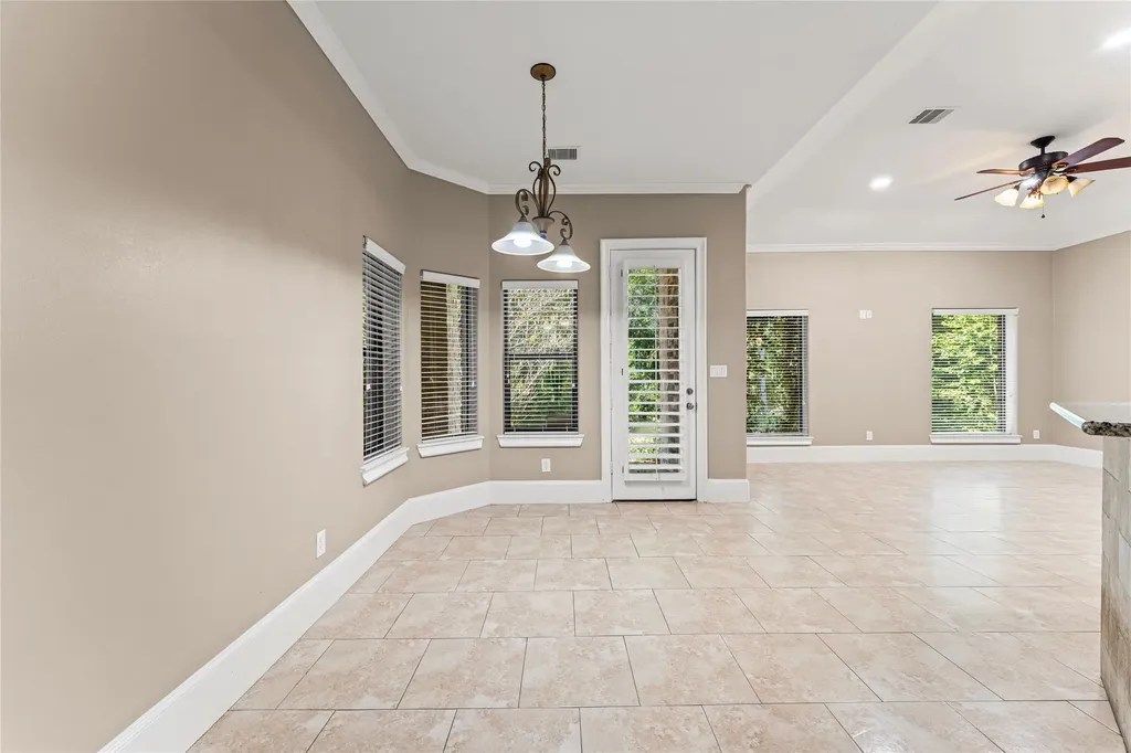 19204 Kanawha Drive Porter TX 77365