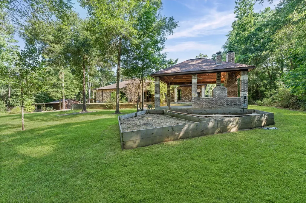 19204 Kanawha Drive Porter TX 77365