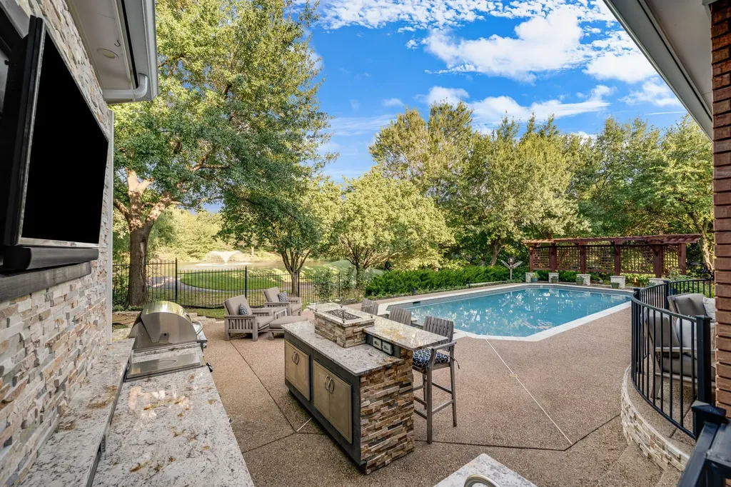 1311 Concord Avenue Southlake TX 76092