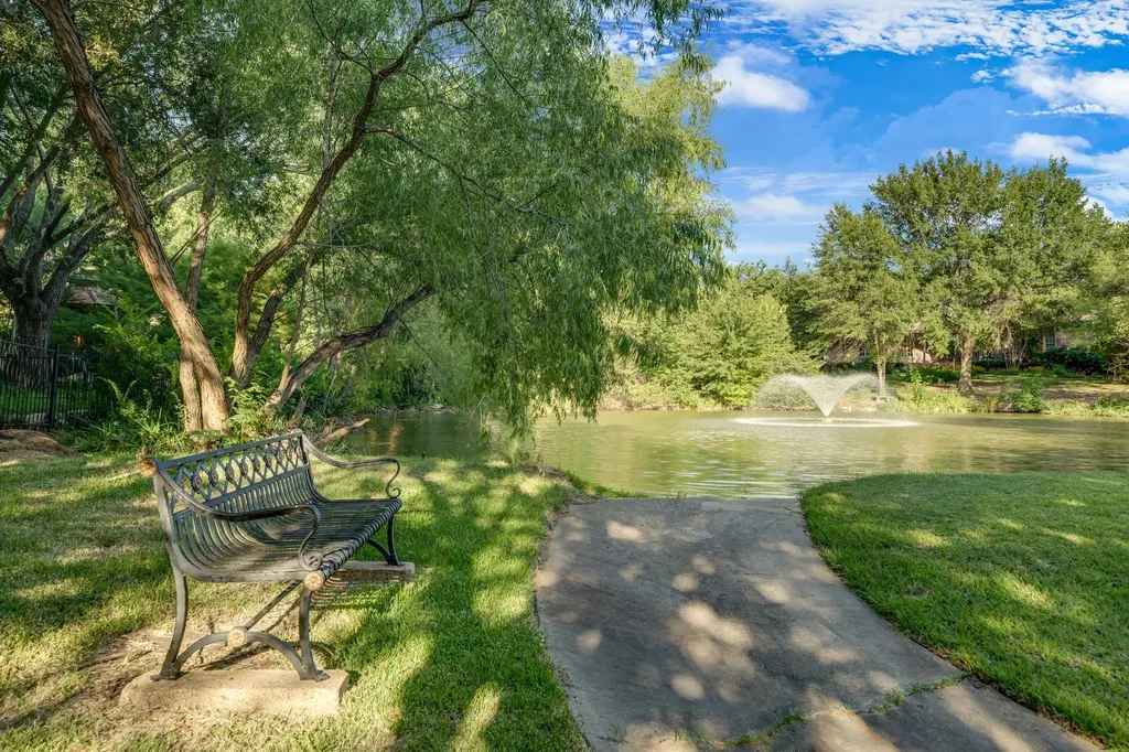 1311 Concord Avenue Southlake TX 76092