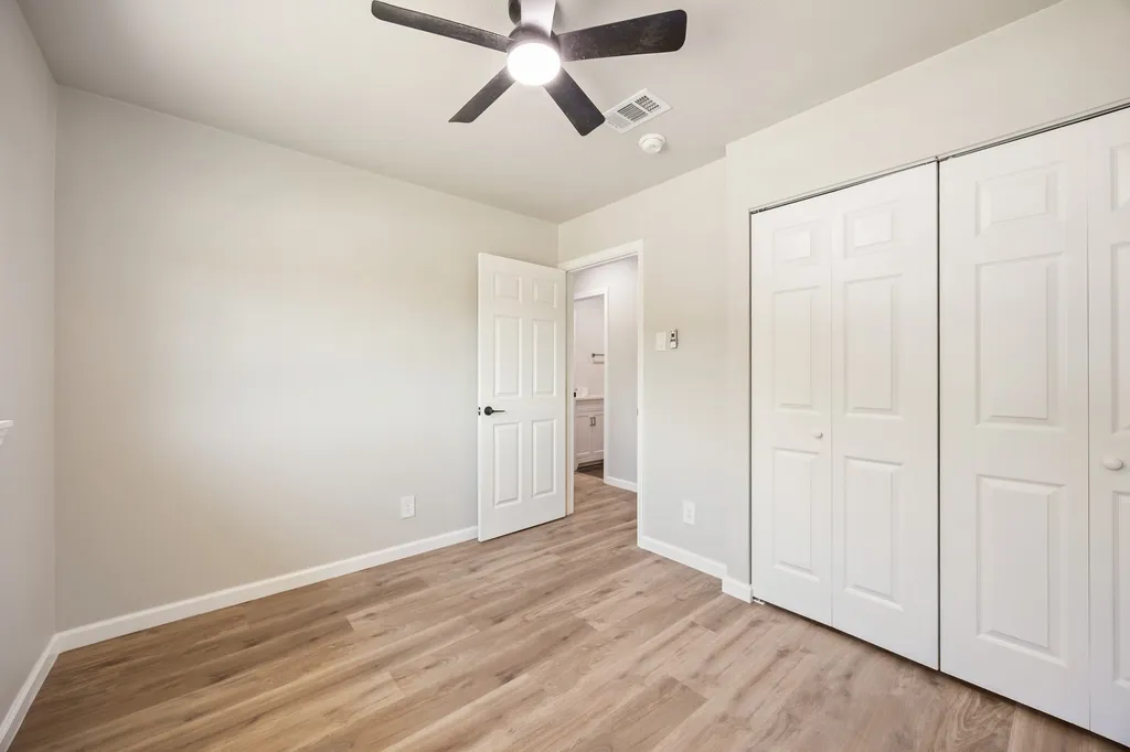 4577 Silversprings Drive Dallas TX 75211