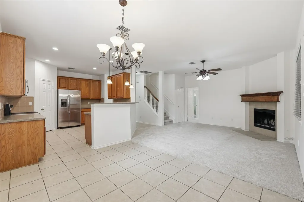 6013 Goldenrod Drive Denton TX 76208