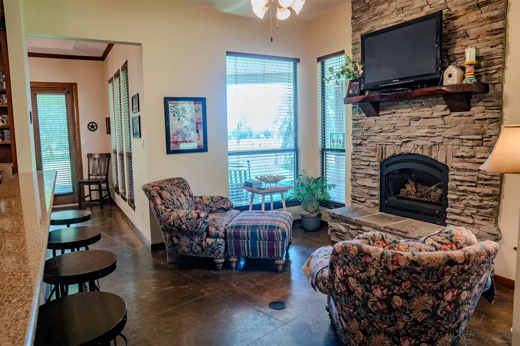 263 County Road 1602 Linden TX 75562