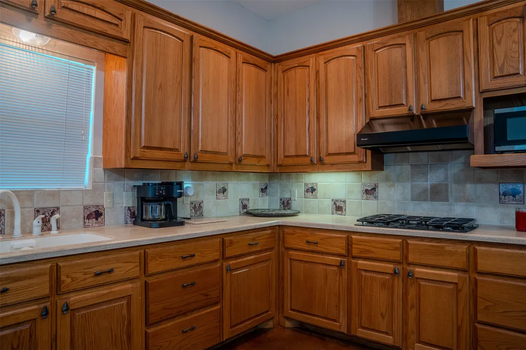 263 County Road 1602 Linden TX 75562