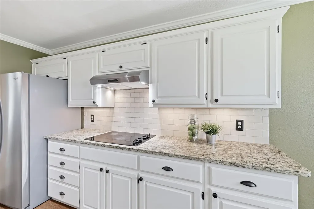 5936 Sundown Drive Watauga TX 76148