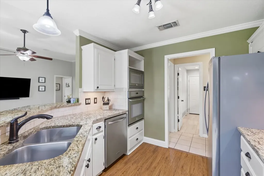 5936 Sundown Drive Watauga TX 76148