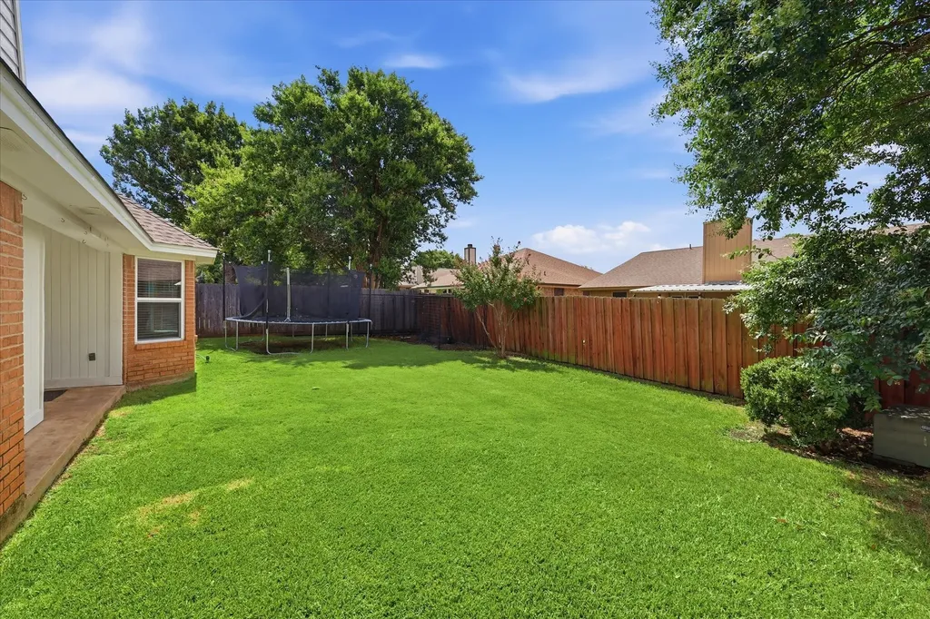 5936 Sundown Drive Watauga TX 76148