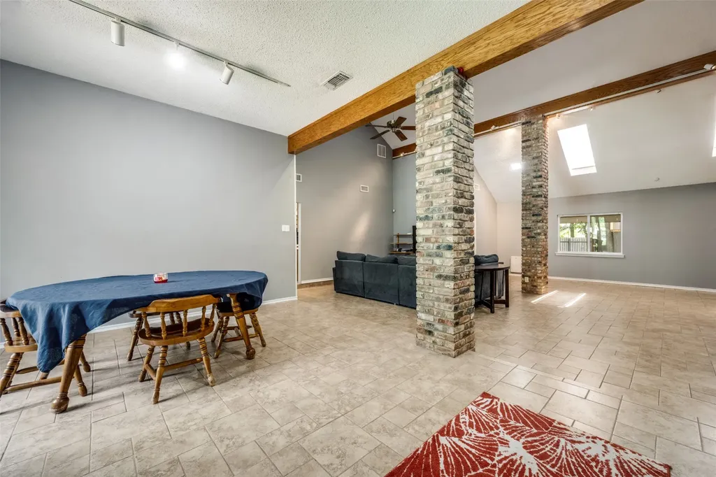 2144 Savannah Trail Denton TX 76205