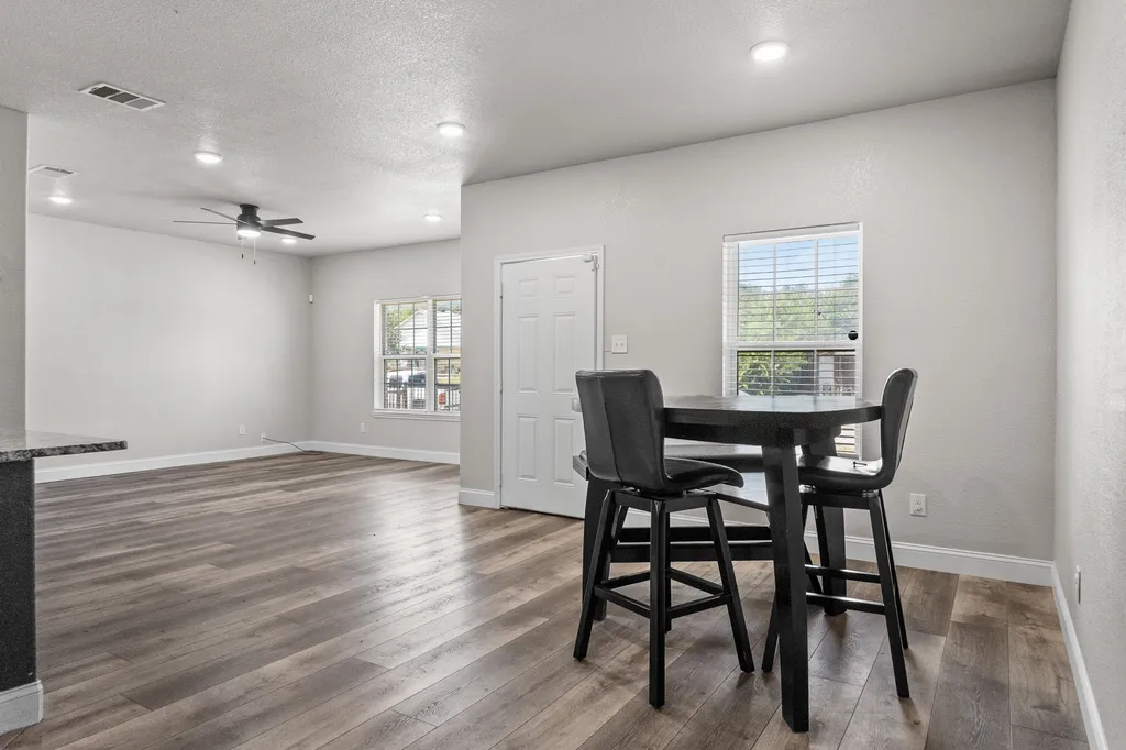 850 E Harvey Avenue Fort Worth TX 76104
