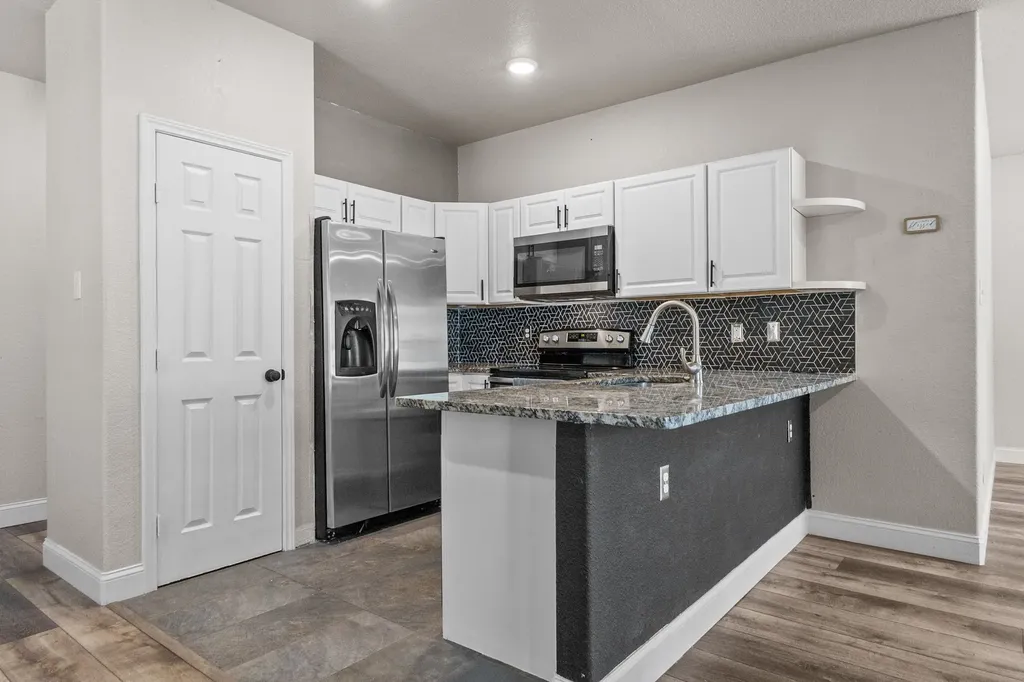 850 E Harvey Avenue Fort Worth TX 76104