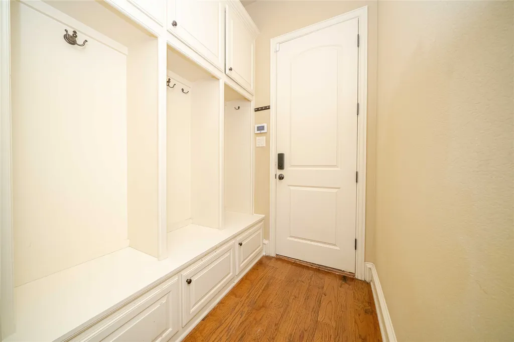 7913 Forest View Court North Richland Hills TX 76182