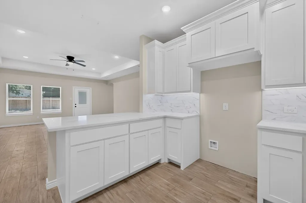 724 N Clements Street Gainesville TX 76240