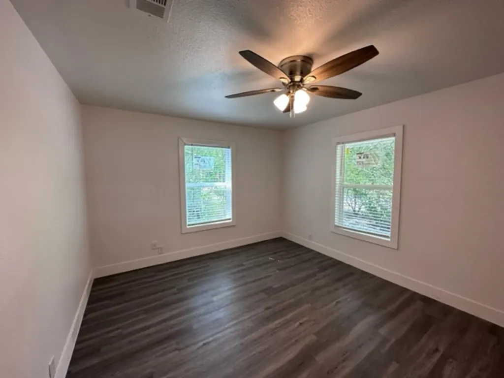 706 E Acheson Road Denison TX 75021