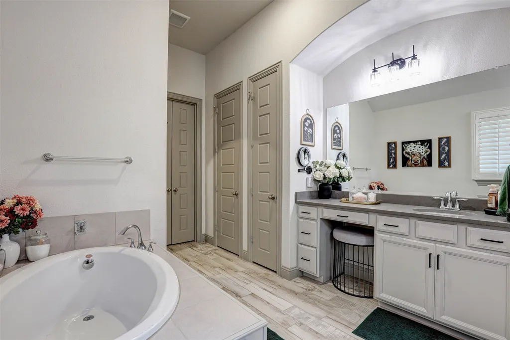 11490 Misty Ridge Drive Flower Mound TX 76262