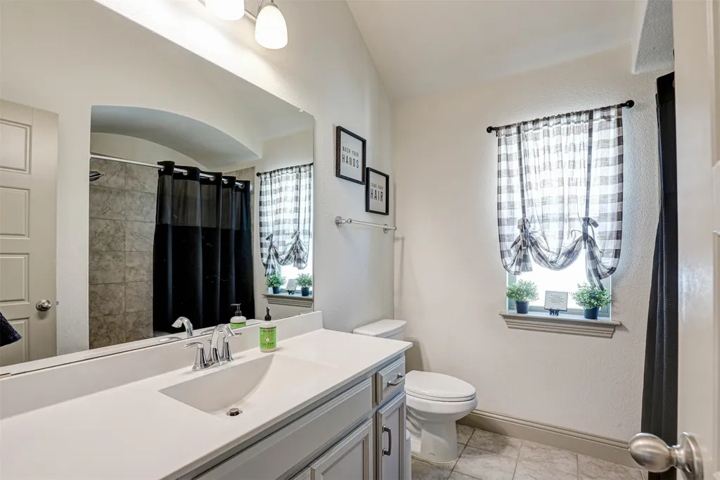 11490 Misty Ridge Drive Flower Mound TX 76262