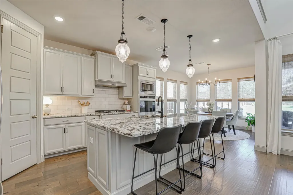 11490 Misty Ridge Drive Flower Mound TX 76262