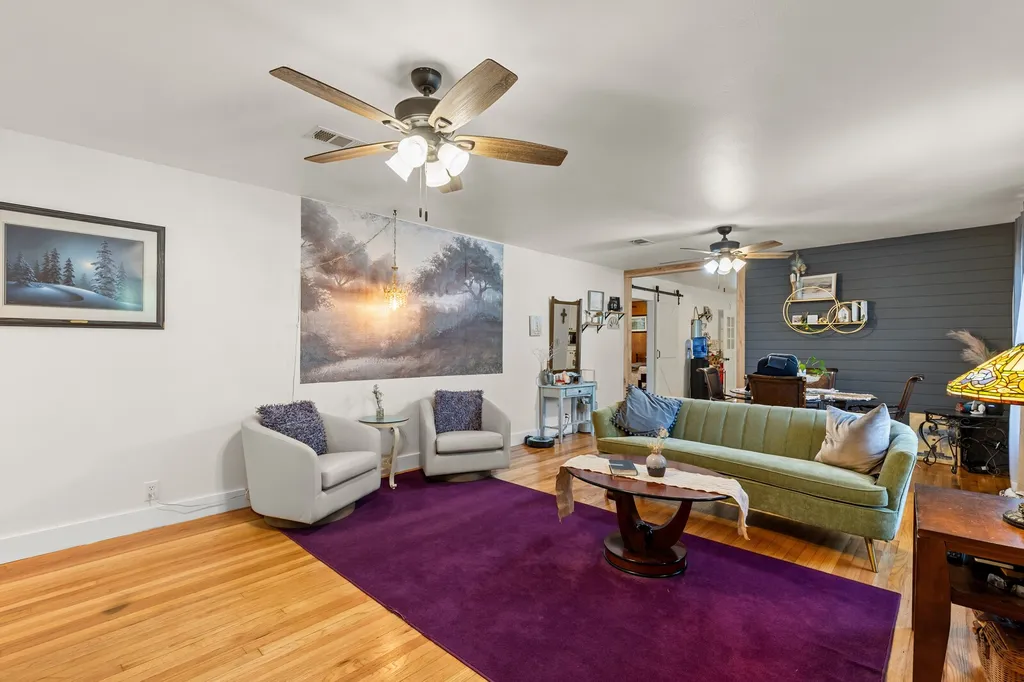 413 S Tyler Street Mcgregor TX 76657