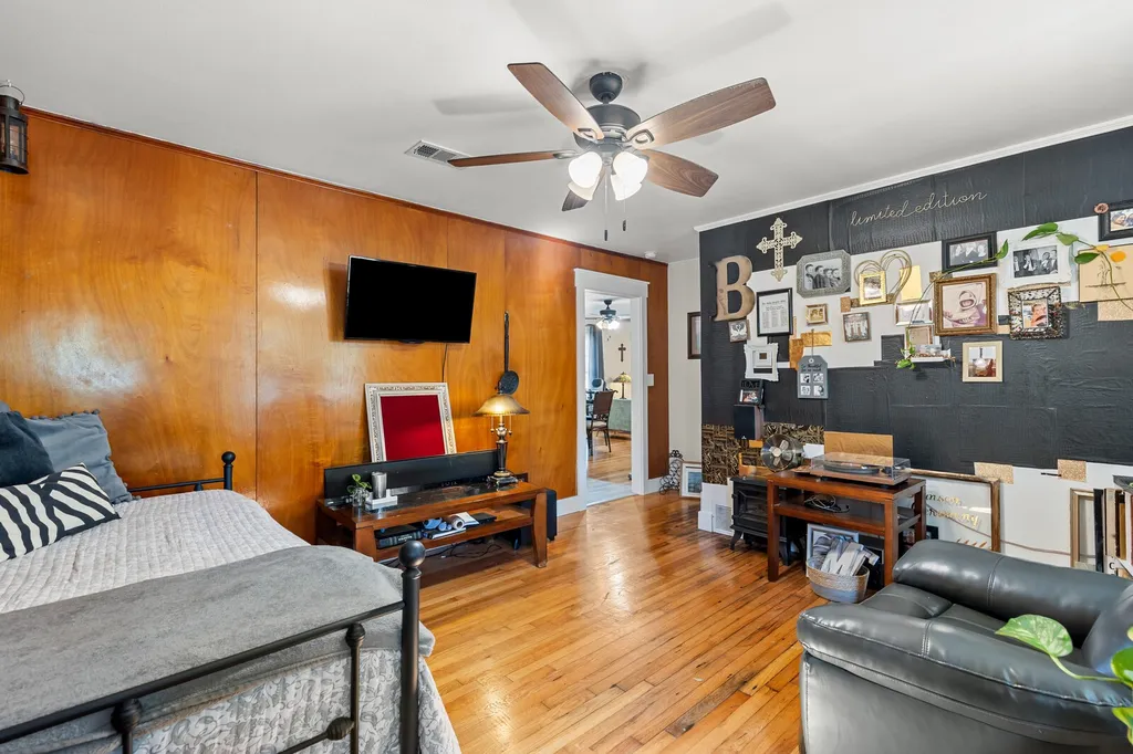 413 S Tyler Street Mcgregor TX 76657