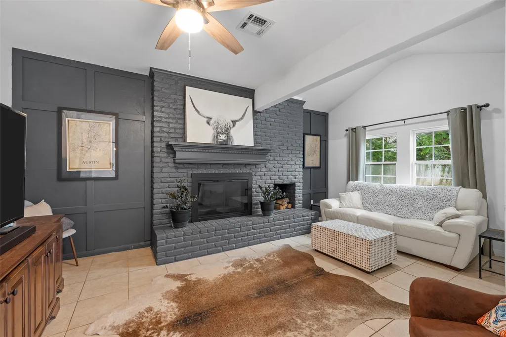 2923 Live Oak Avenue Waco TX 76708
