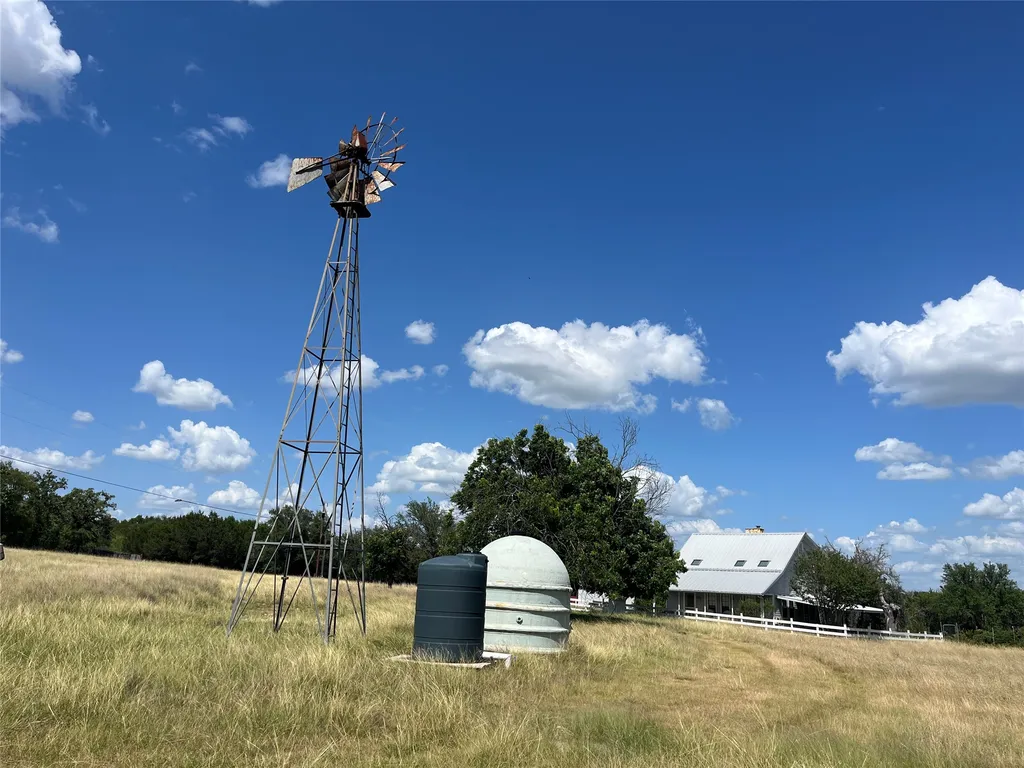 895 County Road 2480 Hico TX 76457