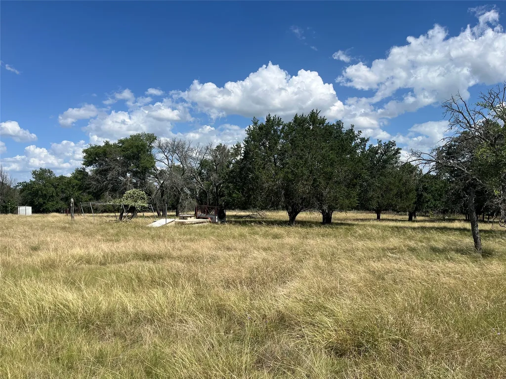 895 County Road 2480 Hico TX 76457