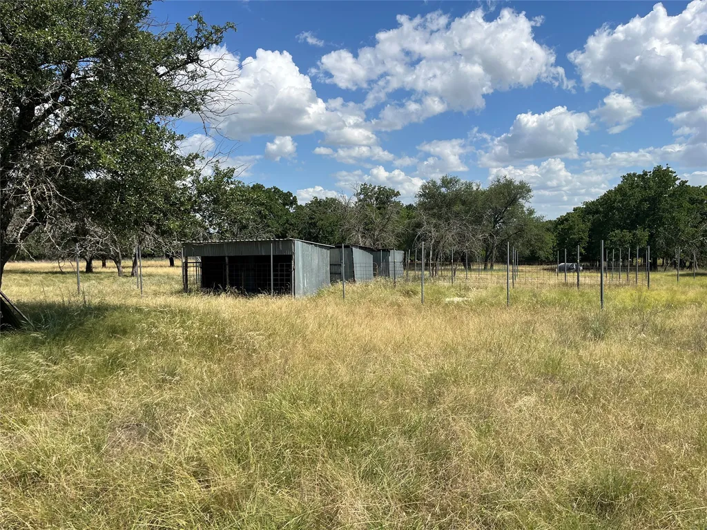 895 County Road 2480 Hico TX 76457