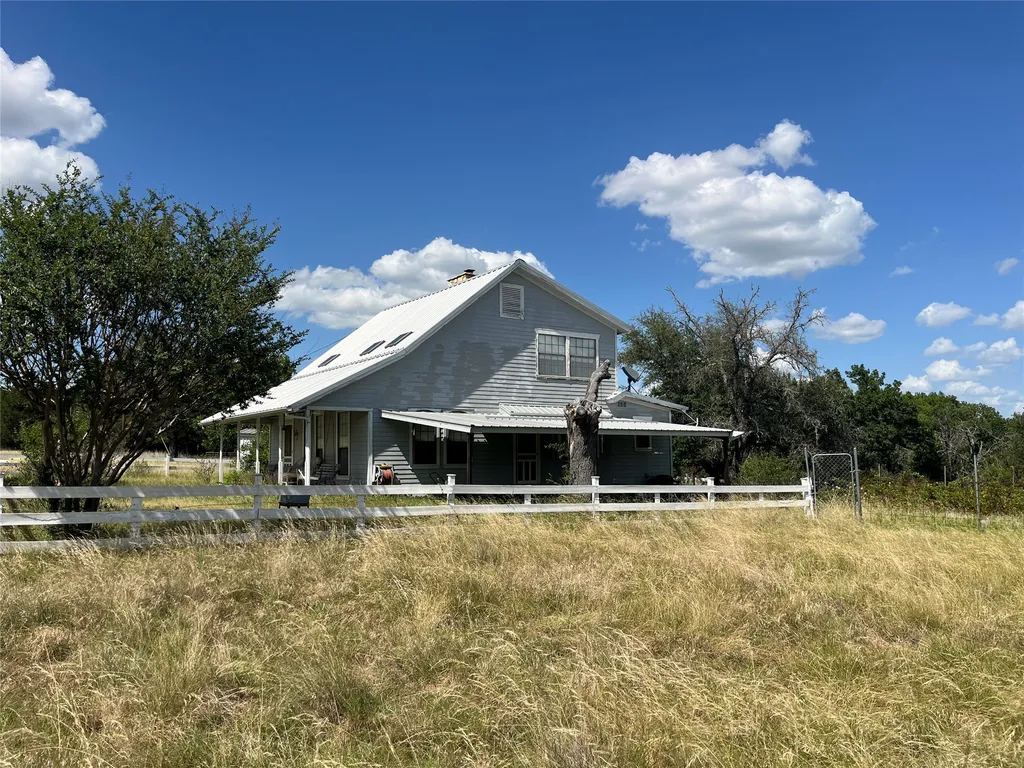 895 County Road 2480 Hico TX 76457