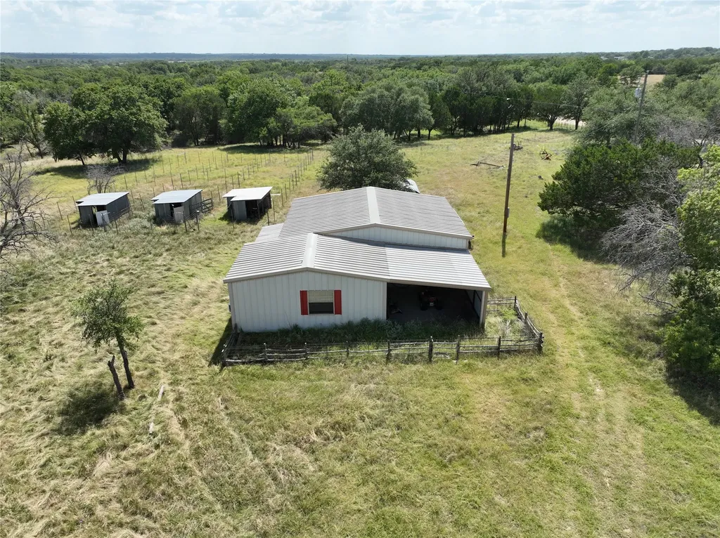895 County Road 2480 Hico TX 76457