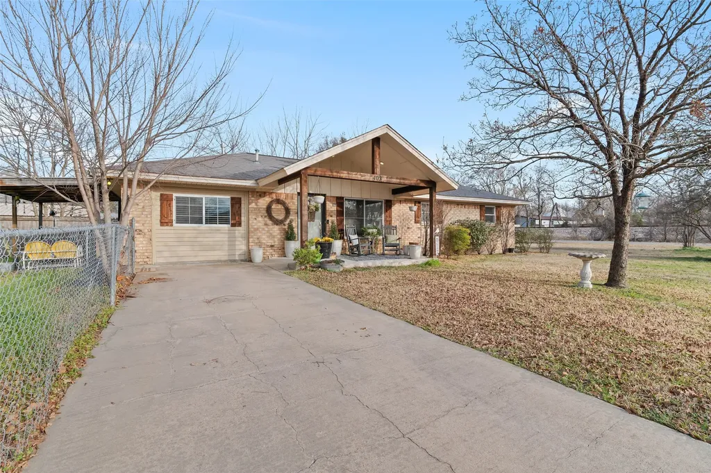 403 Magnolia Avenue Pottsboro TX 75076