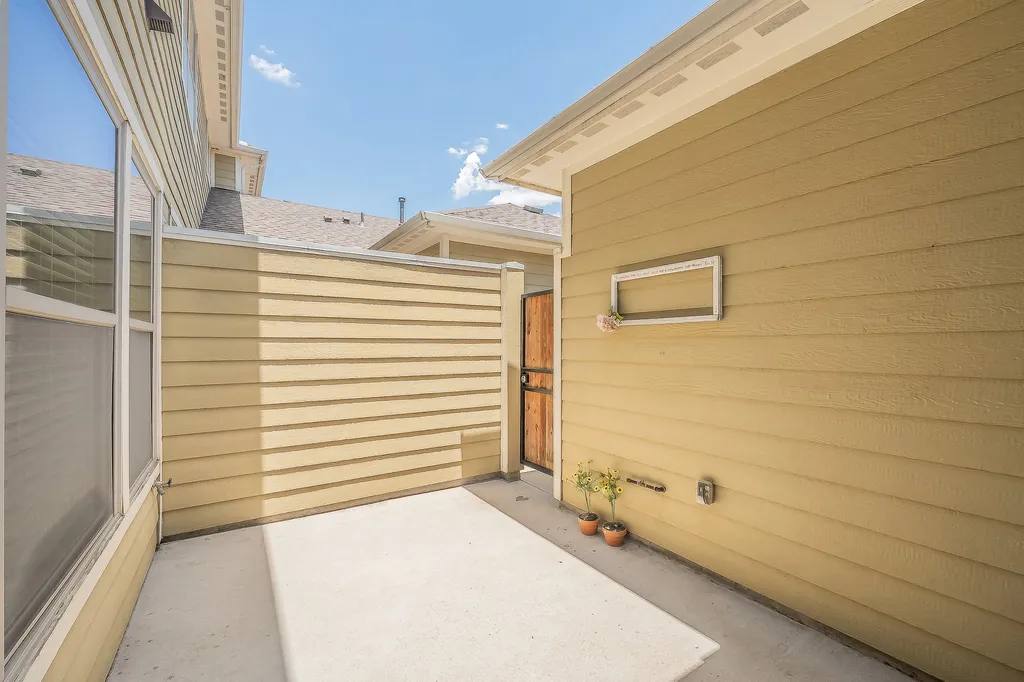 4017 Cascade Sky Drive Arlington TX 76005