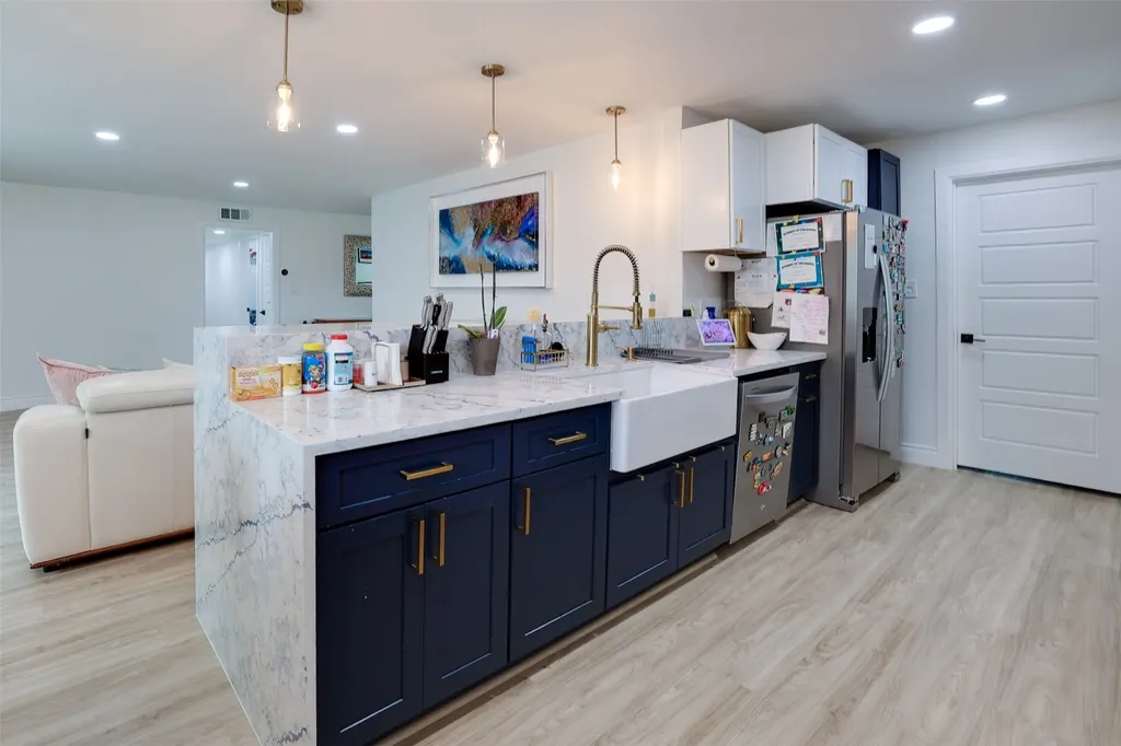 3631 Coral Gables Drive Dallas TX 75229