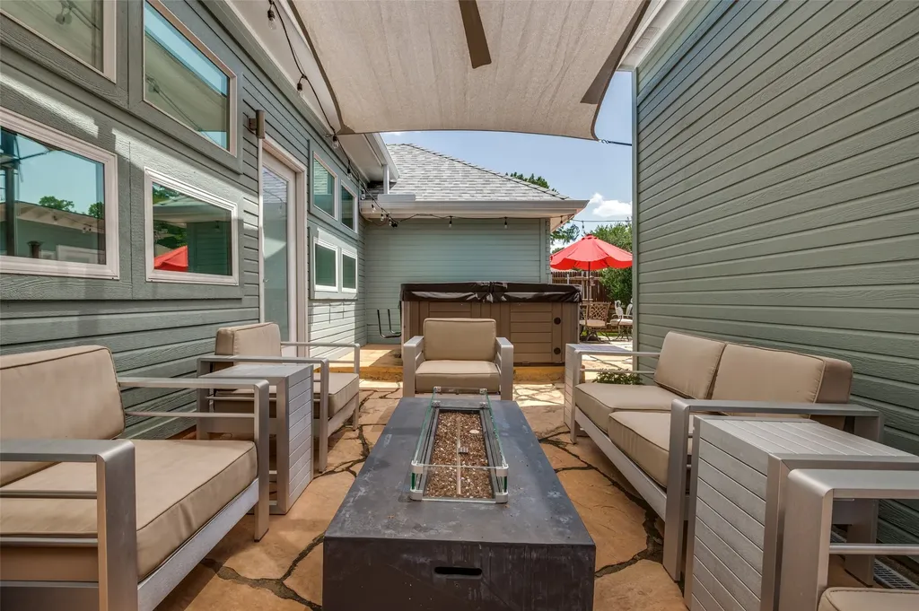 2708 Monarch Drive Arlington TX 76006