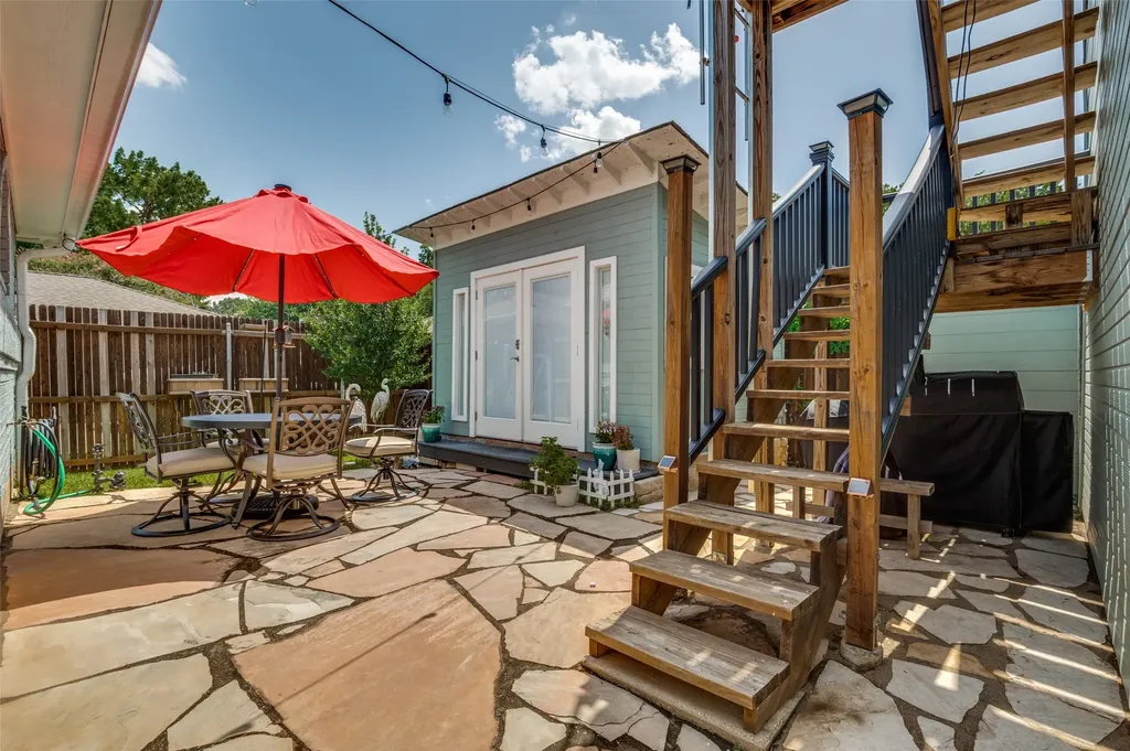 2708 Monarch Drive Arlington TX 76006