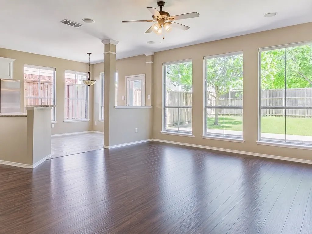 311 Melshire Street Sunnyvale TX 75182