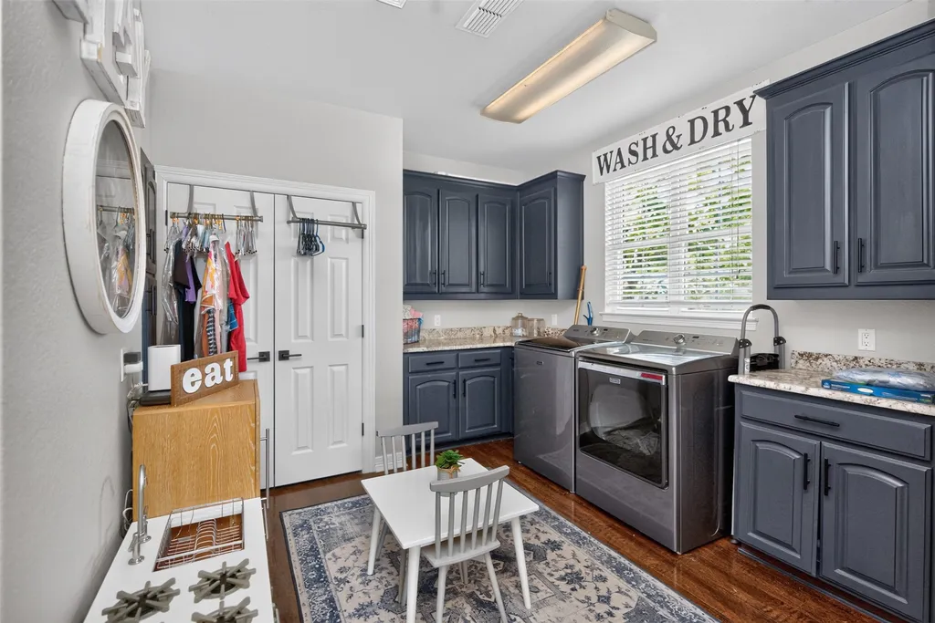 443 County Road 3342 Paradise TX 76073