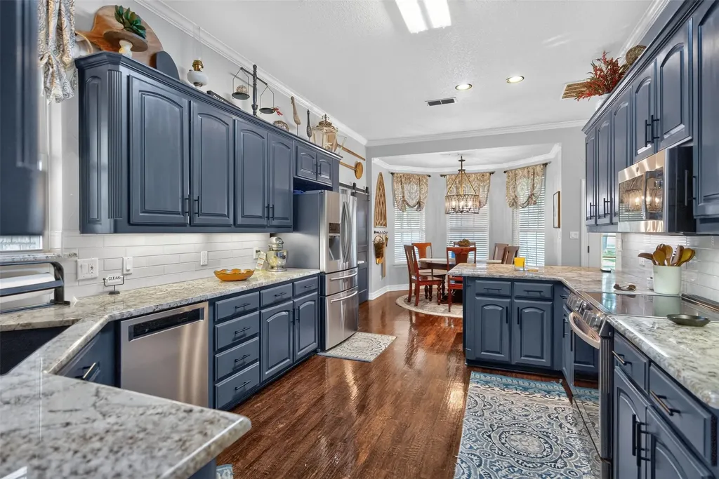 443 County Road 3342 Paradise TX 76073