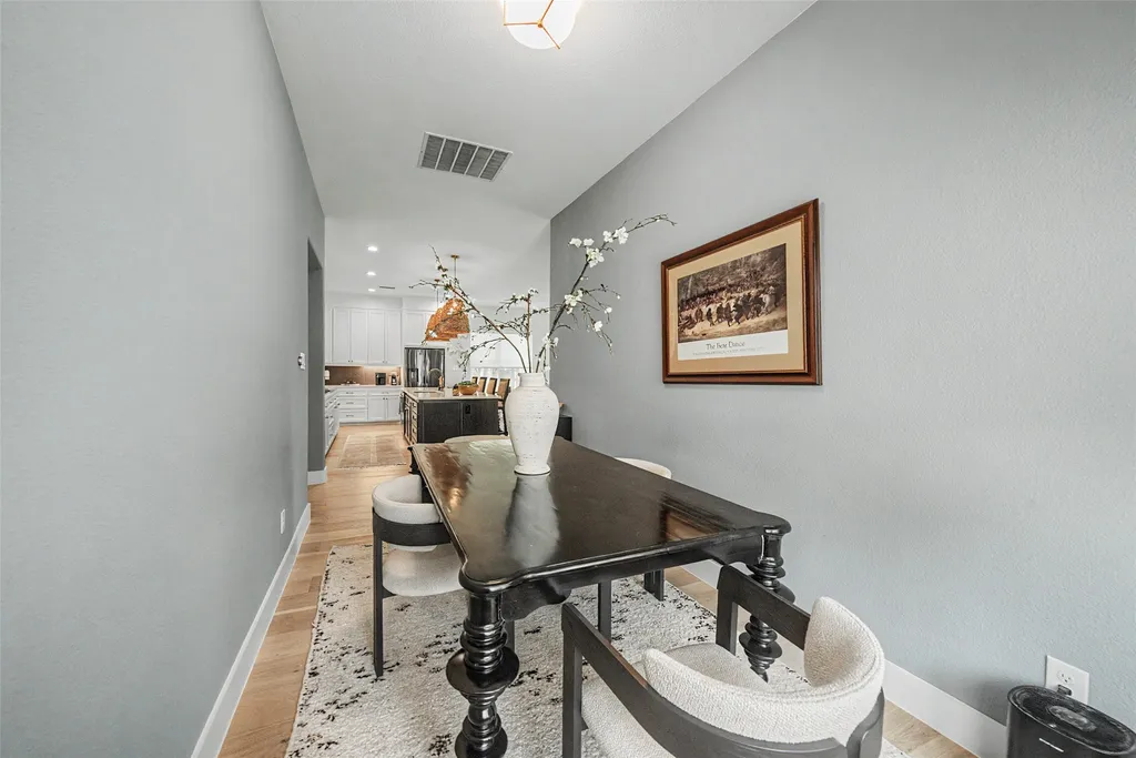 1209 Hilltop Drive Grapevine TX 76051