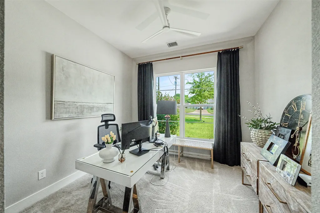 1209 Hilltop Drive Grapevine TX 76051